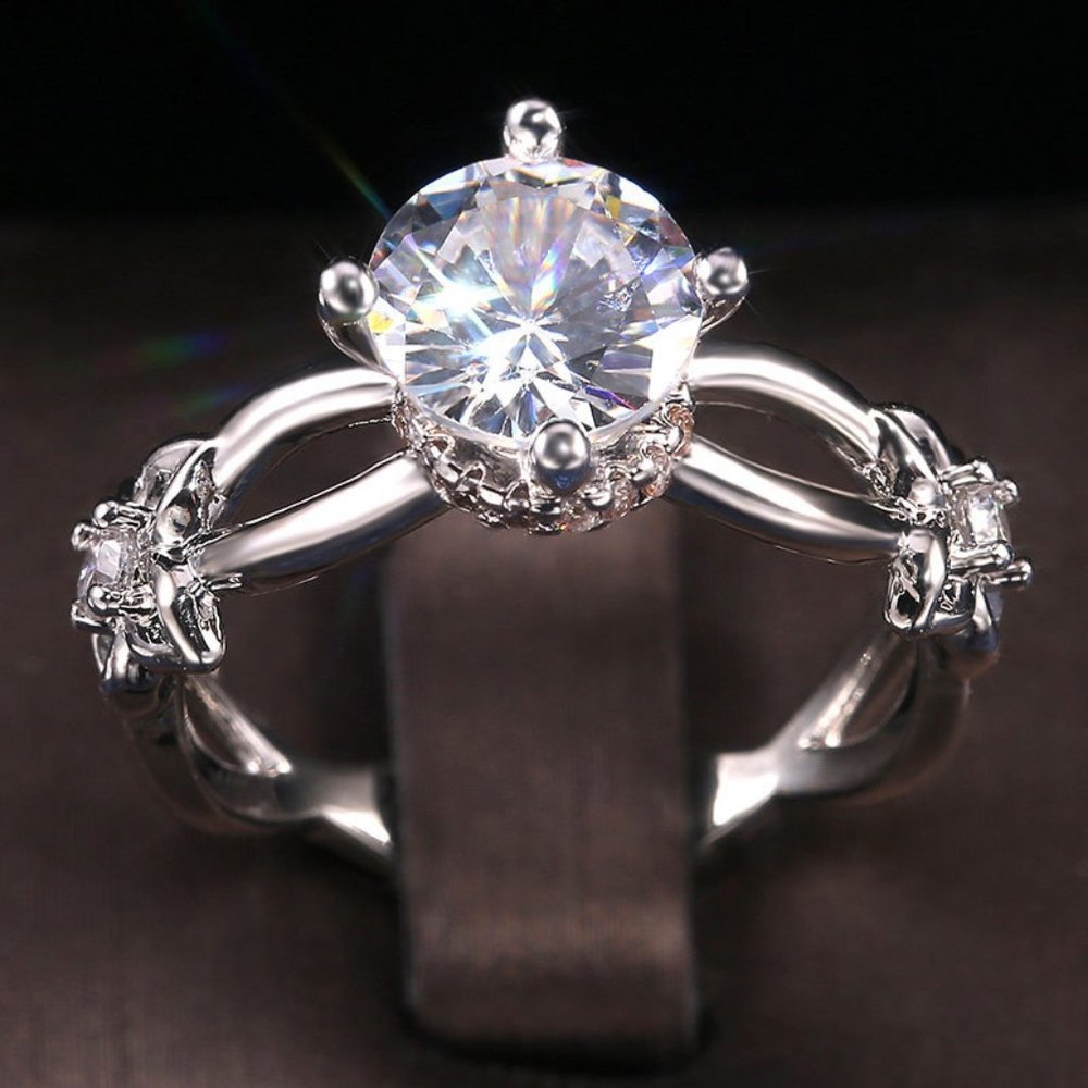 NEW 925 Silver Solitaire Diamond Flower Ring - Picture 4 of 6